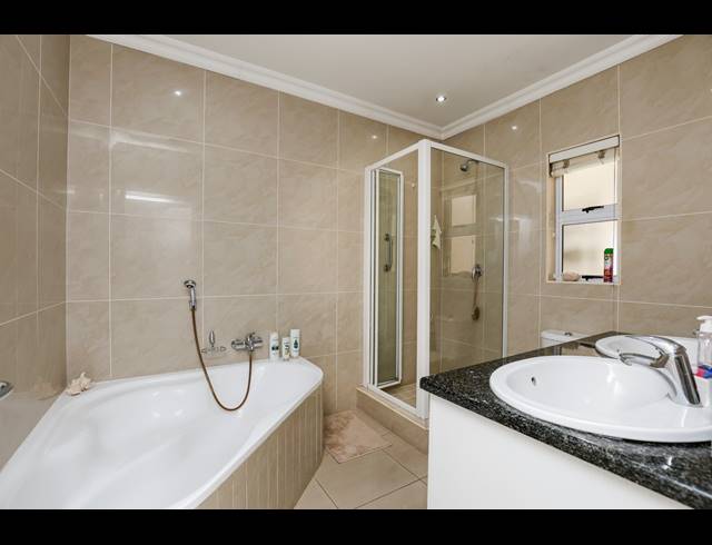 2 BEDROOM APARTMENT FOR SALE IN LA LUCIA